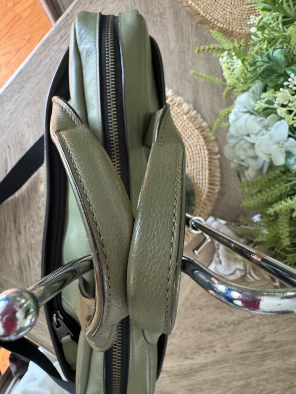 Coach Olive Green Leather Laptop Bag with Black Strap - Picture 9 of 14